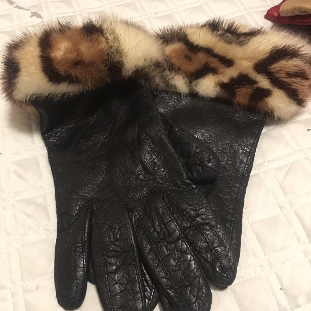 GENUINE LEATHER - FAUX FUR